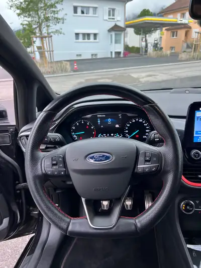 Ford Fiesta 1.0 SCTi ST Line 2019 — Citadine dynamique, équipée et économe — Miniatur 9