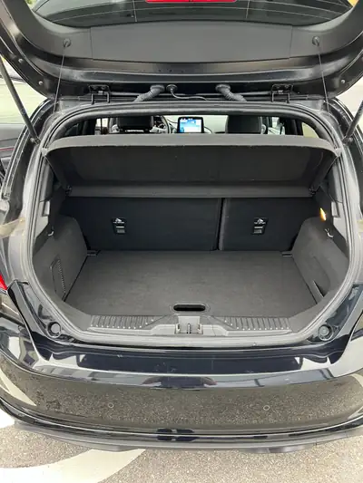 Ford Fiesta 1.0 SCTi ST Line 2019 — Citadine dynamique, équipée et économe — Miniatur 12