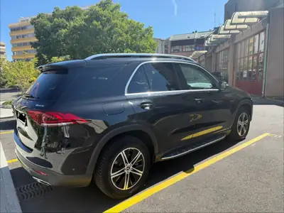 Mercedes-Benz GLE 300 d 4MATIC — SUV premium diesel, 38 400 km seulement — intérieur