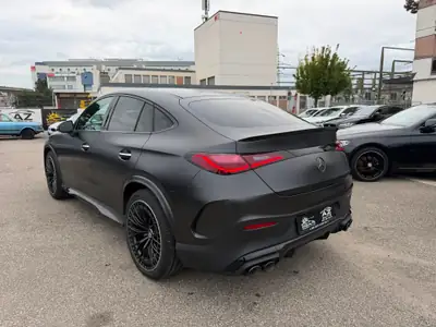 Mercedes-Benz GLC 43 AMG Coupé — Performance hybride 421 ch, 4Matic, finition premium — intérieur