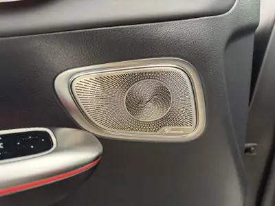 Mercedes-Benz GLC 43 AMG Coupé — Performance hybride 421 ch, 4Matic, finition premium — Miniature 17