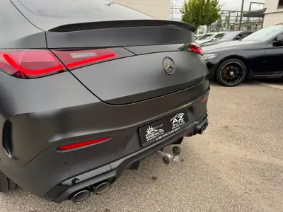Mercedes-Benz GLC 43 AMG Coupé — Performance hybride 421 ch, 4Matic, finition premium — Miniature 25