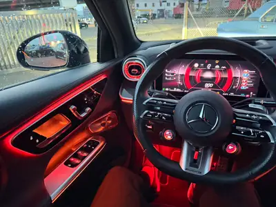 Mercedes-Benz GLC 43 AMG Coupé — Performance hybride 421 ch, 4Matic, finition premium — Miniature 32