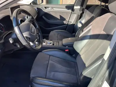 Audi A3 Sportback 1.8 TFSI Attraction — Sportivité quattro, 190000 km — tableau de bord
