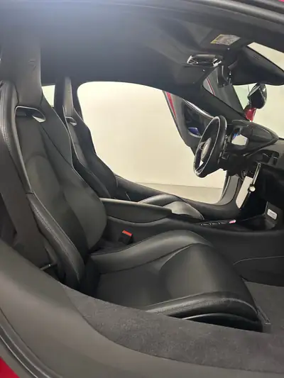 McLaren Artura 2025 — Hypercar hybride 700 ch, 4600 km seulement — Miniature 8