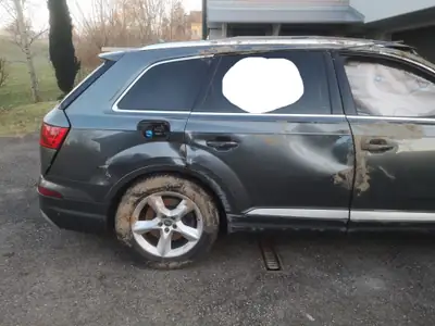 Audi Q7 3.0 V6 TDI 272 quattro — SUV premium diesel, transmission automatique — côté