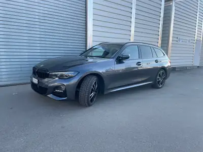 BMW 330e xDrive — Berline familiale hybride rechargeable, 45 550 km seulement — vue extérieure