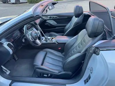 BMW M850i xDrive Cabriolet — Coupé sport décapotable, 530 ch, équipement premium — Miniatur 10