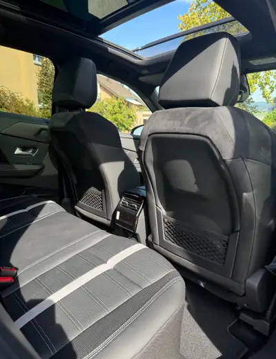 Opel Grandland-e Ultimate AWD — SUV électrique haute performance, quasi-neuf à 770 km — Miniature 8