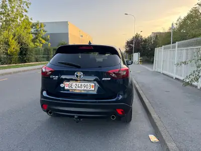 MAZDA CX-5 2.2 D Revolution AWD — SUV robuste, diesel efficace, 140 000 km — côté