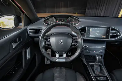 Peugeot 308 SW 1.2 THP Allure — Break pratique, toit panoramique, véhicule sans sinistre — Miniatur 16