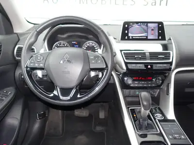 Mitsubishi Eclipse Cross 1.5 T-Mivec Style 4WD — SUV compact polyvalent, seulement 72 400 km — Miniatura 12