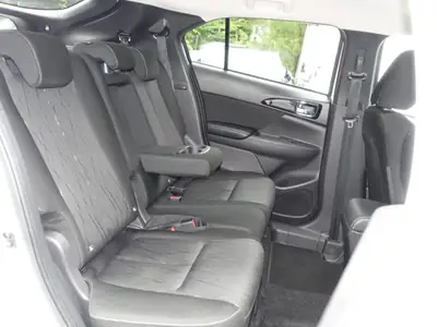 Mitsubishi Eclipse Cross 1.5 T-Mivec Style 4WD — SUV compact polyvalent, seulement 72 400 km — Miniatura 20