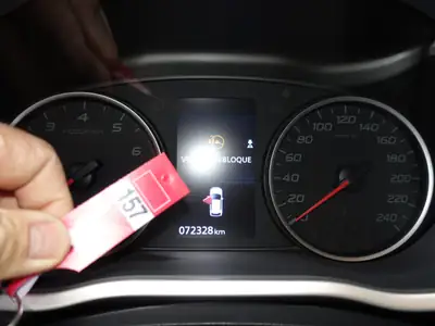 Mitsubishi Eclipse Cross 1.5 T-Mivec Style 4WD — SUV compact polyvalent, seulement 72 400 km — Miniatura 22