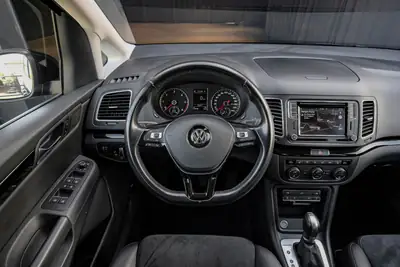 VW Sharan 2.0 TDI Highline 4Motion — Monospace premium, 65 000 km, traction intégrale — Miniature 17
