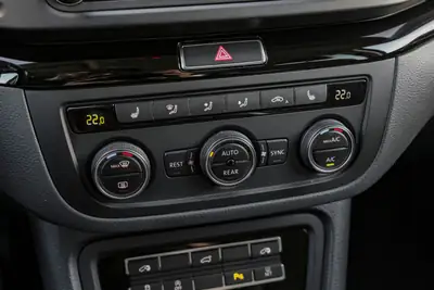 VW Sharan 2.0 TDI Highline 4Motion — Monospace premium, 65 000 km, traction intégrale — Miniature 21
