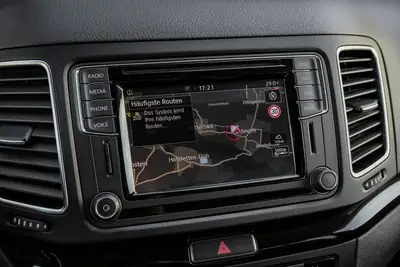 VW Sharan 2.0 TDI Highline 4Motion — Monospace premium, 65 000 km, traction intégrale — Miniature 19