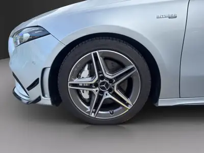 Mercedes-AMG A 35 4Matic — Compacte sportive 306 ch, entretien certifié — Miniatur 9