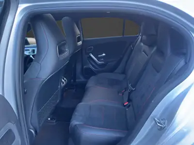 Mercedes-AMG A 35 4Matic — Compacte sportive 306 ch, entretien certifié — Miniatur 16