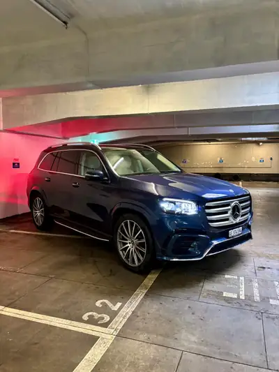 Mercedes-Benz GLS 580 AMG Line 4MATIC — SUV premium 7 places, 538 ch hybride — vista esterna