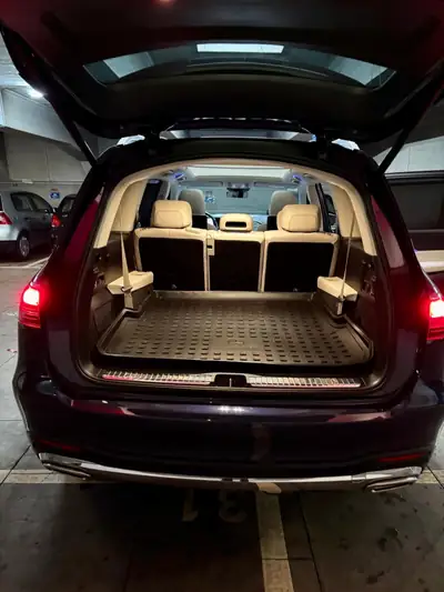 Mercedes-Benz GLS 580 AMG Line 4MATIC — SUV premium 7 places, 538 ch hybride — vista posteriore