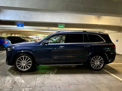 Mercedes-Benz GLS 580 AMG Line 4MATIC — SUV premium 7 places, 538 ch hybride — interni