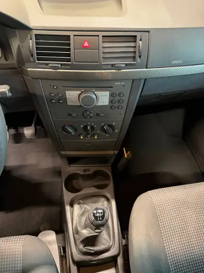 Opel Meriva 1.8i 16V Enjoy — Monospace compact fiable, entretien soigné — Miniature 12
