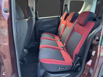 Fiat Doblò 1.4 T-jet Dynamic — Monospace polyvalent, entretien certifié — Miniatura 12