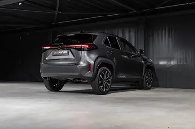 Toyota Yaris Cross 1.5 e-CVT — Hybride compact, neuf avec 9900 km seulement — Miniatur 8