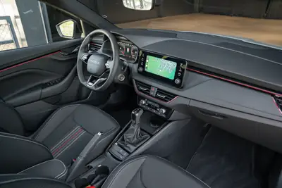 Skoda Scala 1.5 TSI Monte Carlo — Berline compacte dynamique, garantie 5 ans usine — Miniatura 21