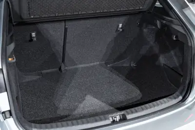 Skoda Scala 1.5 TSI Monte Carlo — Berline dynamique, quasi neuve avec garantie constructeur — Miniatura 23