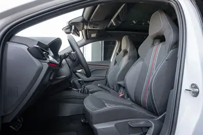 Skoda Scala 1.5 TSI Monte Carlo — Berline dynamique, garantie constructeur 5 ans, toit panoramique — Miniature 10