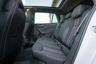 Skoda Scala 1.5 TSI Monte Carlo — Berline dynamique, garantie constructeur 5 ans, toit panoramique — Miniature 12