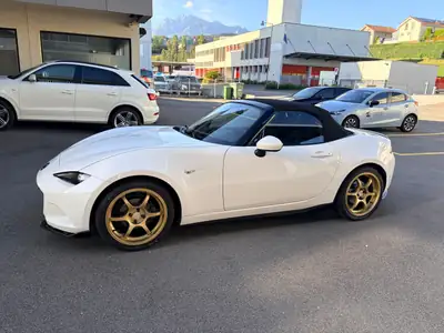 Mazda MX-5 1.5 Skyactiv G-131 Challenge — Cabriolet légendaire, roadster pur 2016 — vue extérieure