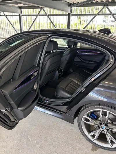 BMW M550i xDrive — Berline de luxe 462 ch, entretien BMW inclus jusqu'à 100'000 km — Thumbnail 15