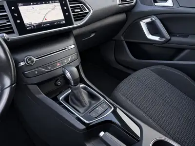Peugeot 308 SW 1.6 BlueHDI — Break économique, faible consommation, garantie 2 ans — Miniatur 15