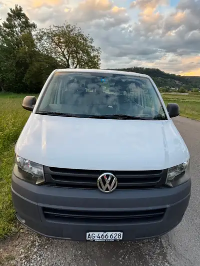 VW T5 2012 — Minibus 9 places diesel robuste, 220'000 km — Armaturenbrett