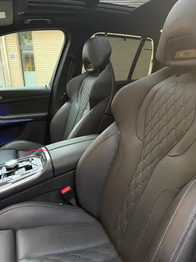 BMW X5 40d xDrive M Sport Pro — SUV premium diesel 2024, 22'000 km seulement — cruscotto