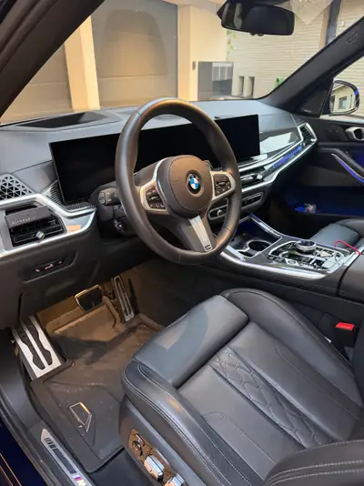 BMW X5 40d xDrive M Sport Pro — SUV premium diesel 2024, 22'000 km seulement — dettaglio