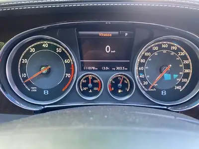 Bentley Continental 4.0 V8 — Coupé de prestige, 113 000 km, sans sinistre — Miniatur 9