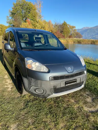 Peugeot Partner 1.6 e-HDI 92 — Utilitaire compact économe, 88'000 km, sans sinistre — Detail