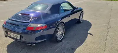 Porsche 911 Carrera 2 3.6 Cabriolet — Légende décapotable, 320 ch purs — Innenraum
