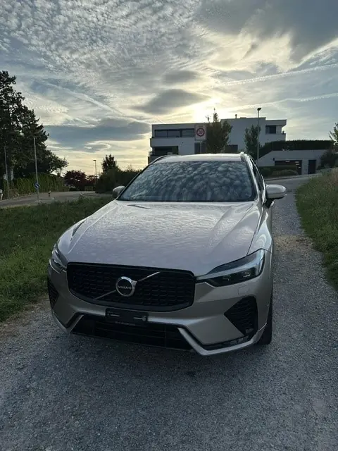Volvo XC60 2023 occasion Zumikon — 1