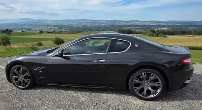 Maserati GranTurismo 4.7 V8 S — Coupé sport légendaire, 45'000 km seulement — arrière