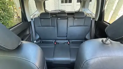Subaru Forester 2.0D Luxury — SUV robuste, AWD, entretien impeccable — Thumbnail 12