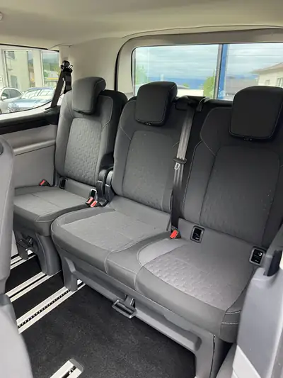 Ford Tourneo Custom 320 L1H1 — Minibus 8 places diesel, équipements premium et leasing 0% — Miniatur 10