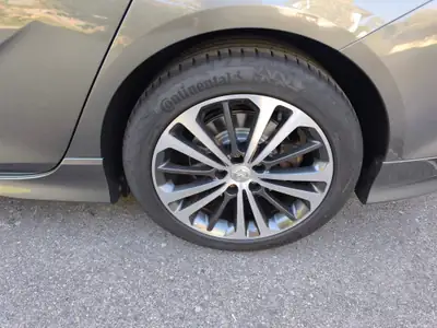 Opel Insignia 2.0 Turbo 260 PS — Berline premium 4x4 avec phares Matrix-LED et caméra 360° — Thumbnail 7
