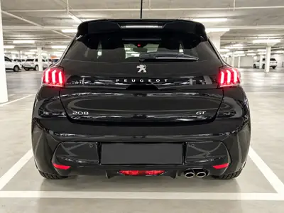 Peugeot 208 1.2 PureTech 130 GT Pack — Citadine dynamique, entretien récent et prête pour l'hiver — côté