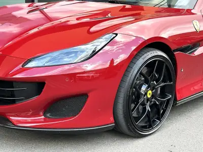Ferrari Portofino 3.9 Turbo — Cabriolet sport rouge, 599 ch, état impeccable — Miniature 8