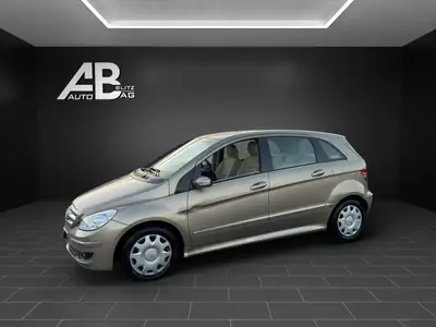 Mercedes-Benz Classe B 200 T — Monospace polyvalent, entretien récent et 193 ch — fianco